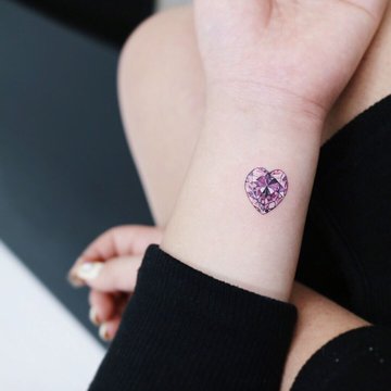 150-Dreamy-Diamond-Tattoos-Designs-For-Women-With-Meaning-2022