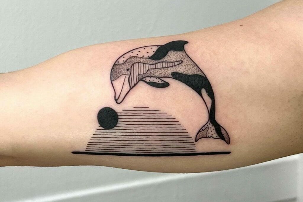 1661775736_608_10-Best-Dolphin-Tattoo-For-Females-That-Will-Blow-Your