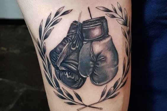 Boxing gloves (7)