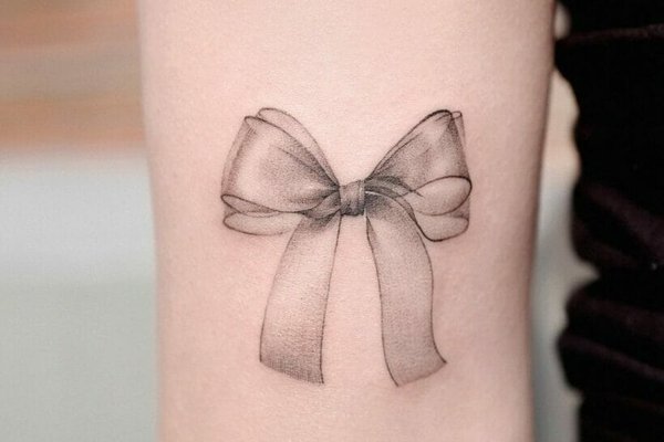 Delicate-Black-And-Grey-Ribbon-Tattoos-819x1024