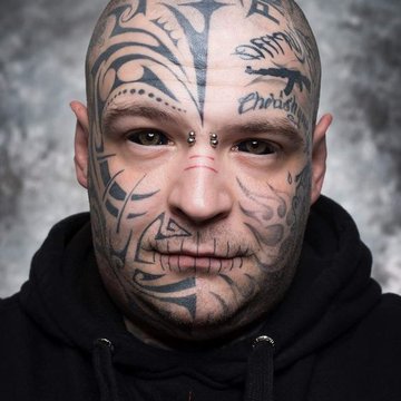 тату на глазном яблоке (15)