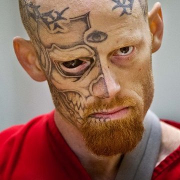 тату на глазном яблоке (8)